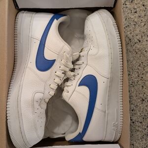 Nike Men's White Sneakers with Blue Accents